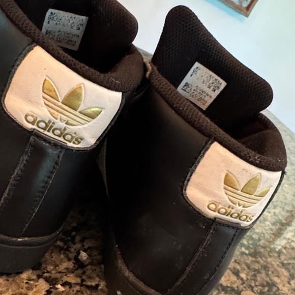 Adidas unisex pro model Black and White gold accent High-Tops EUC M5 W 7 - Picture 7 of 15